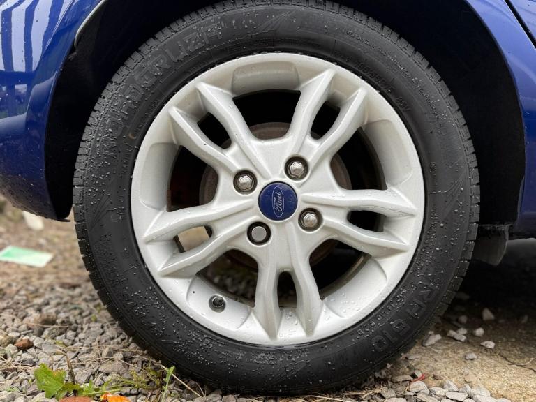 2016 Ford Fiesta 1.0 EcoBoost Zetec 5dr HATCHBACK PETROL Manual