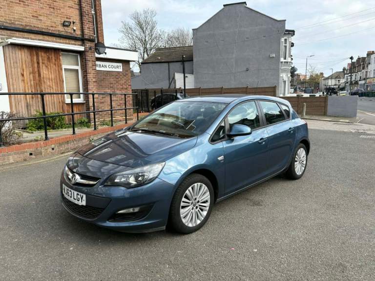 2013. Vauxhall Astra  J 1.6 Petrol