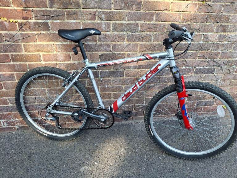 Cheap mountain bike Claud Butler 