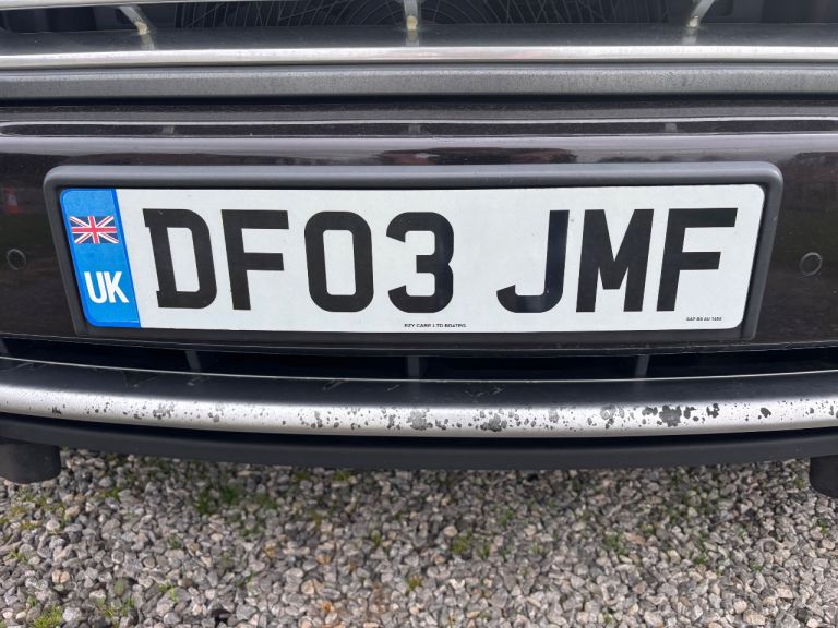 Private plate DF03JMF