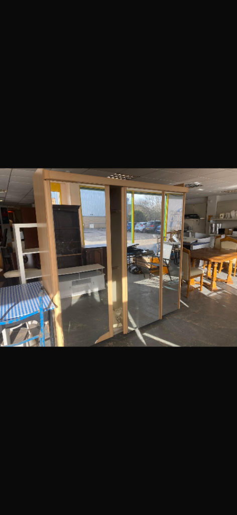 Sliding 3 door mirrored wardrobe FREE