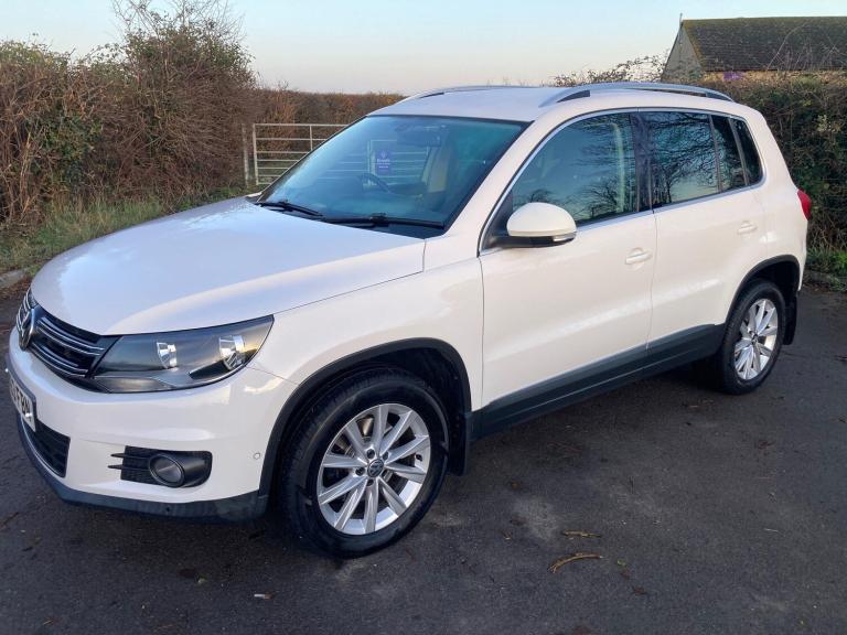 2013 Volkswagen Tiguan 2.0 TDI BlueMotion Tech SE 4WD Euro 5 (s/s) 5dr ESTATE Diesel Manual