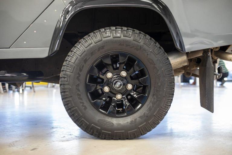 2015 Land Rover Defender XS Utility Wagon TDCi [2.2] PANEL VAN DIESEL Manual