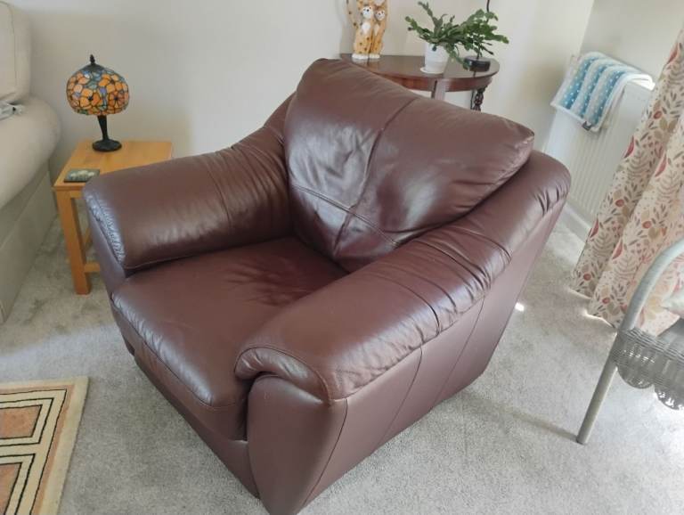 Marinelli Italian Leather armchair 