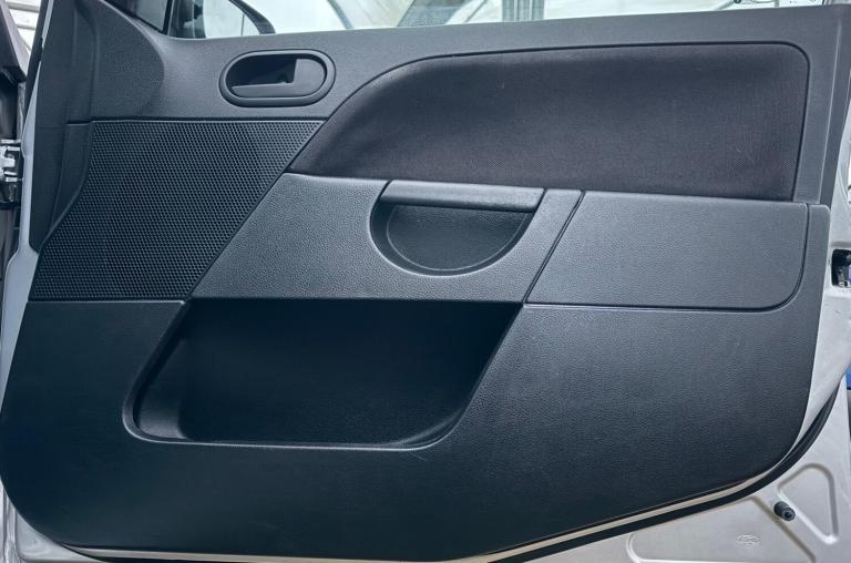 2008 Ford Fiesta 1.25 Style 5dr HATCHBACK Petrol Manual