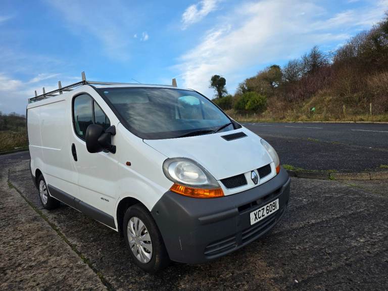 Renault trafic 1.9 cdti diesel long mot