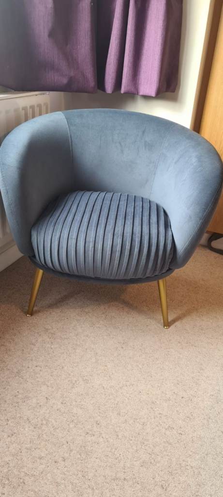 Blue velvet Cocktail Chair