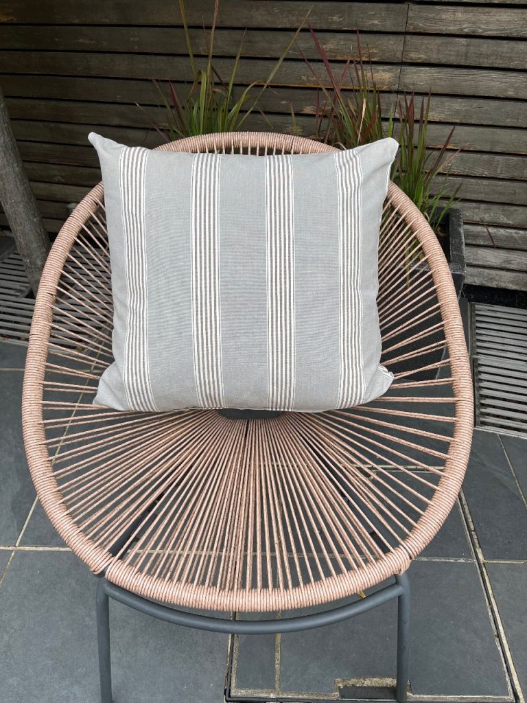 Grey/White striped cushions x4