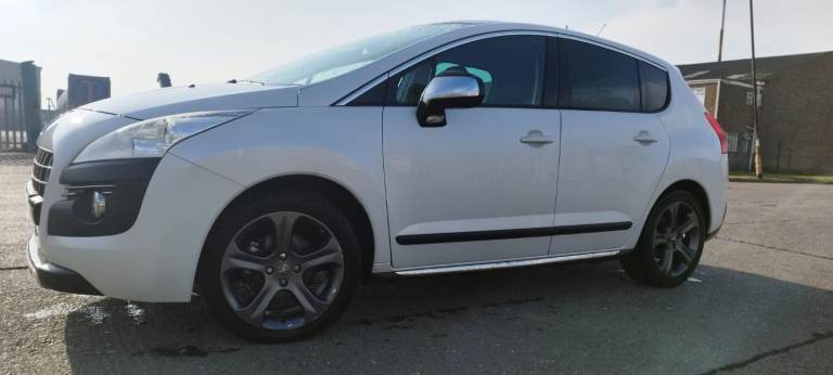 Peugeot, 3008, Hatchback, 2012, Manual, 1997 (cc), 5 doors