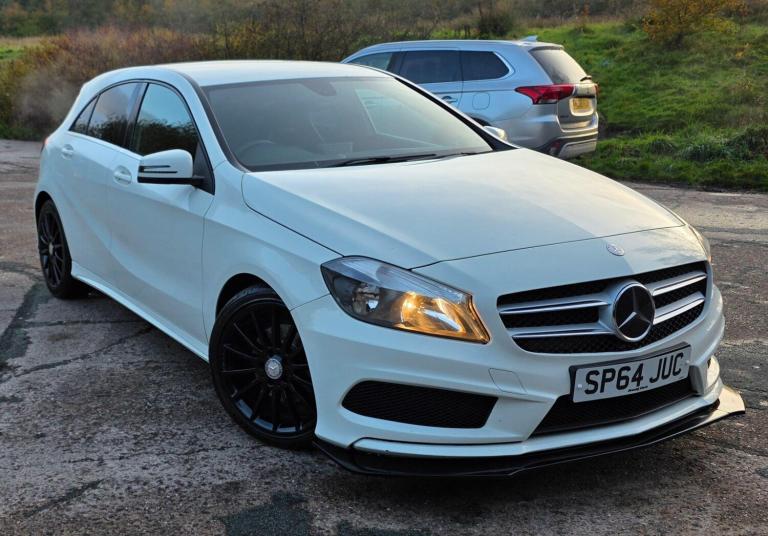  Mercedes-Benz A-Class 1.6 A200 AMG Sport Euro 6 (s/s) 5dr Petrol Manual