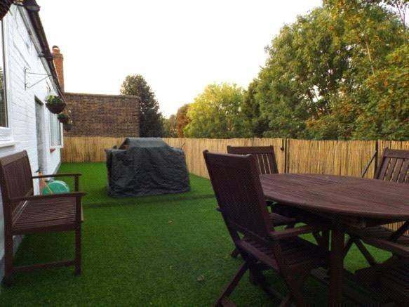 Double room in a modern flat with a huge roof terrace