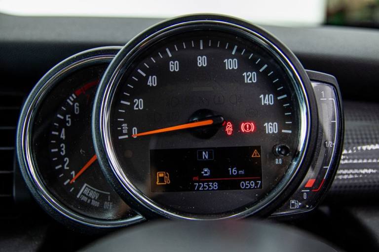 2018 MINI Hatch 1.5 Cooper Hatchback 3dr Petrol Manual Euro 6 (s/s) (136 ps) Hatchback Petrol Manual