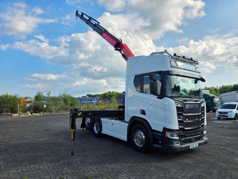 2021 Scania R650 V8 6x2 tag with Palfinger PK27001 EH Remote control crane