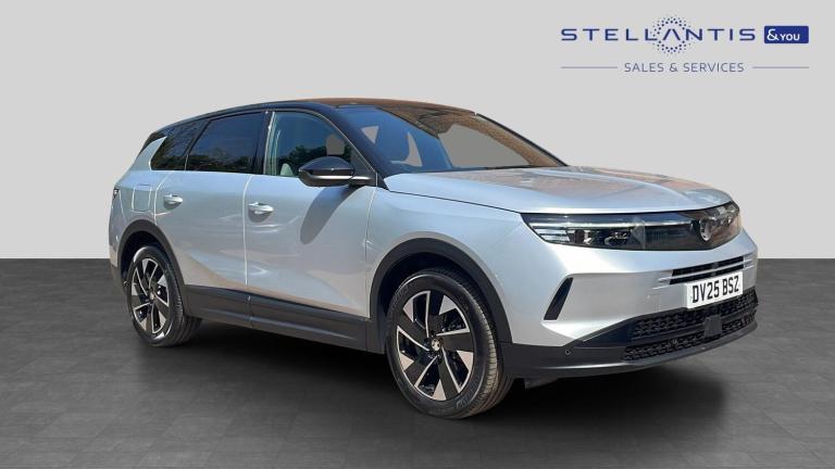 2025 Vauxhall Grandland 1.2 Ultimate SUV 5dr Petrol Hybrid e-DCT Euro 6 (s/s) (136 ps) SUV Hybrid...