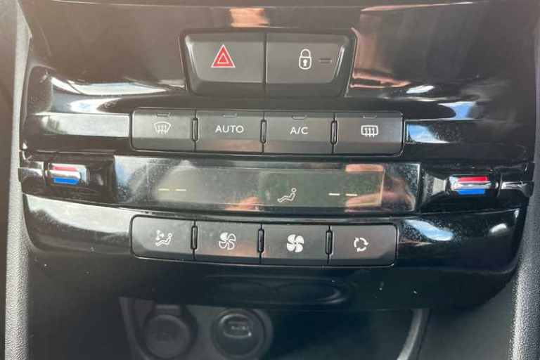 2019 Peugeot 2008 1.2 PureTech 130 GT Line 5dr HATCHBACK PETROL Manual