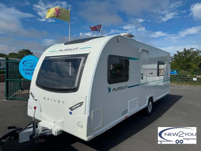 2017 Bailey Pursuit 560-5 5 Berth FIXED BUNKS Caravan - STOCK J048