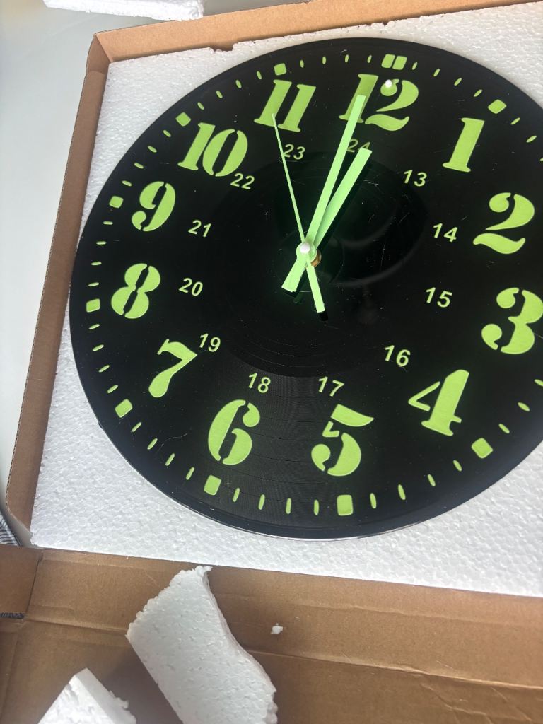 New Black Plastic Vinyl Record Wall Clock Homeware House Accessory