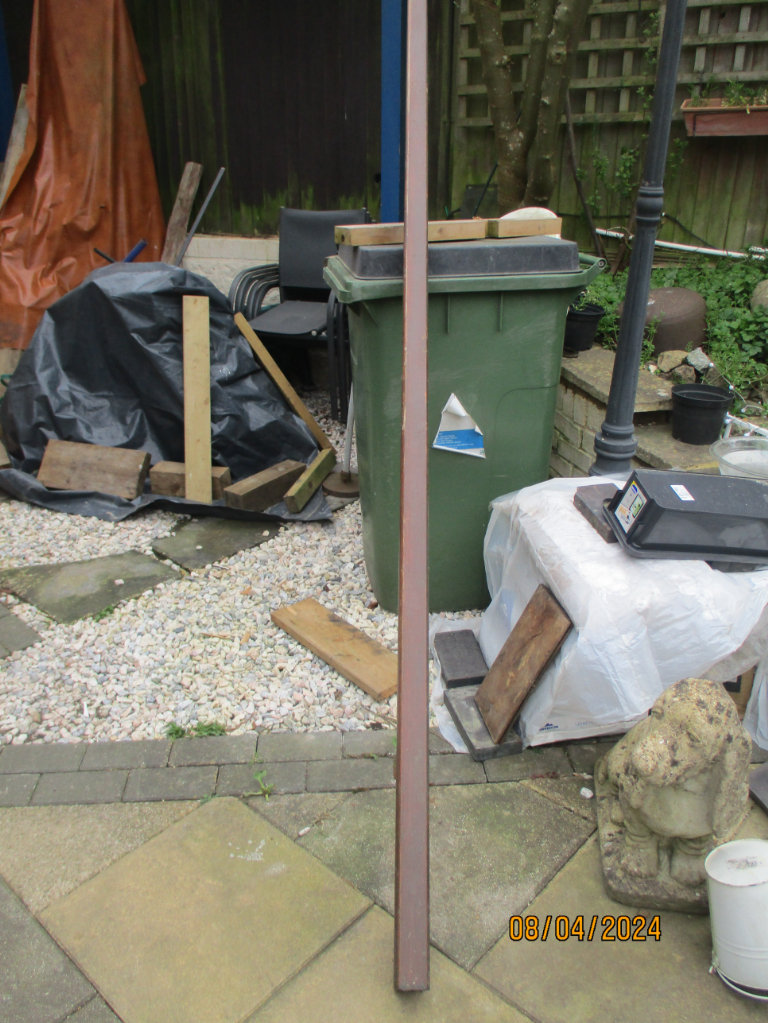 MAHOGANY HAND RAIL £15 MAIDSTONE