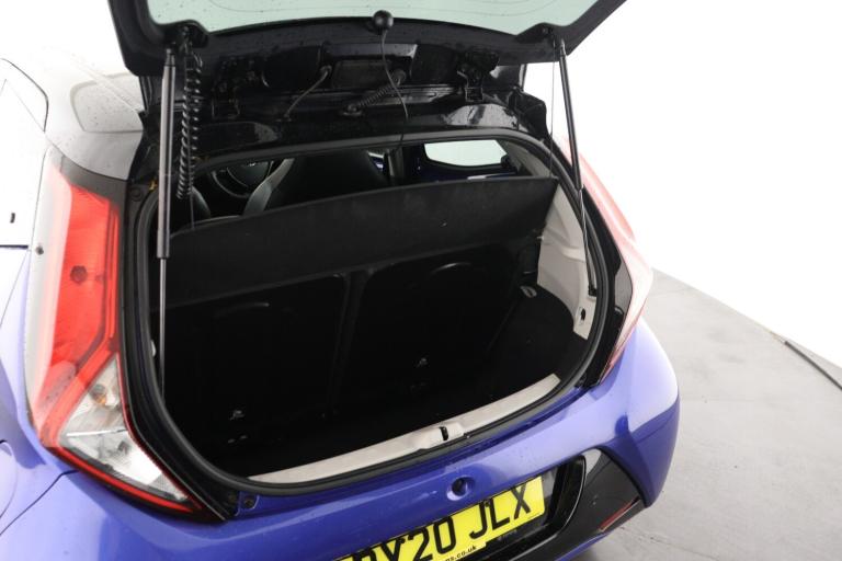 2020 Toyota AYGO 1.0 VVT-i X-Clusiv 5dr x-shift HATCHBACK PETROL Automatic