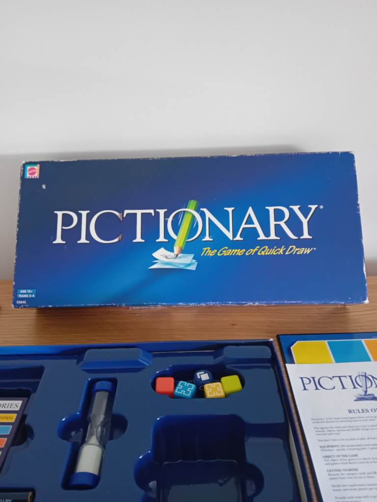 Pictionary board game