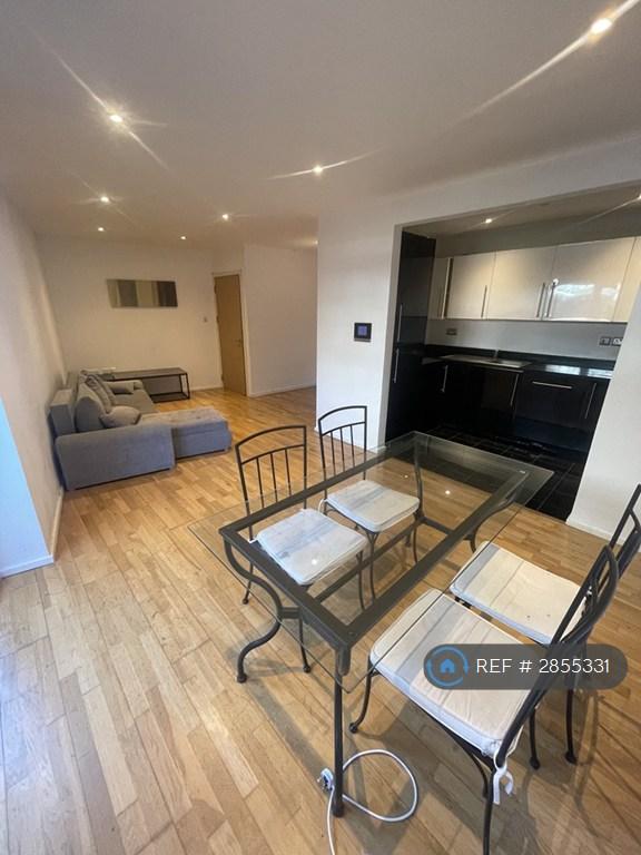 1 bedroom flat in Headlam Street, London, E1 (1 bed) (#2855331)