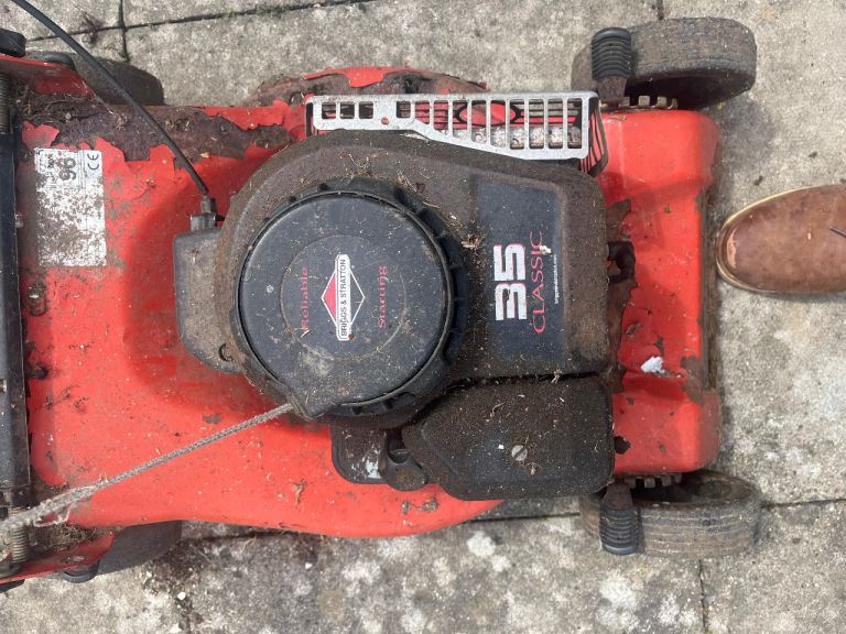 Petrol lawnmower 