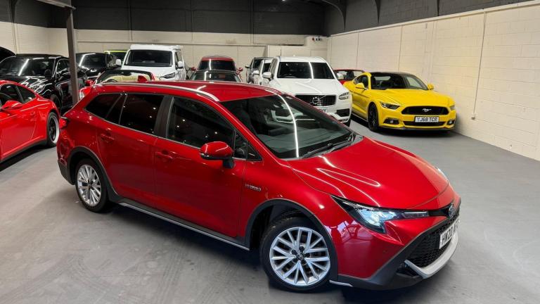  Toyota Corolla 1.8 VVT-h Trek Touring Sports CVT Euro 6 (s/s) 5dr Petrol/Electric Hybrid Automatic