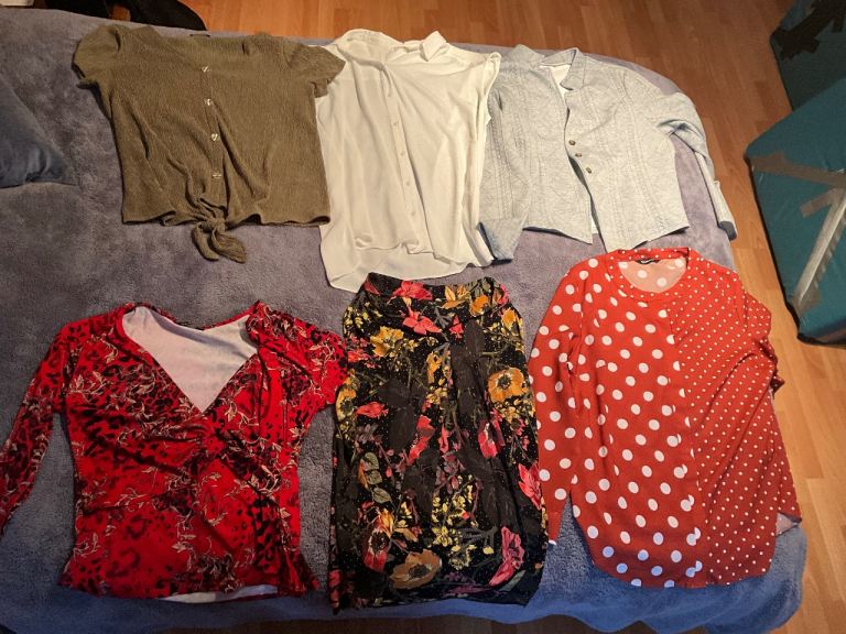 Size 18 assorted TOP BUNDLE of clothes in IMMACULATE CLEAN CONDITION thanks.