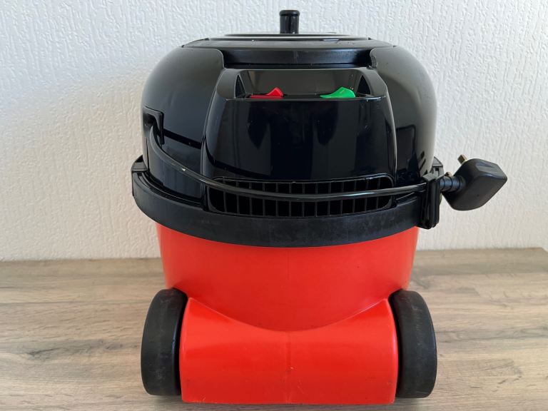 Henry Numatic Hoover twin speed 