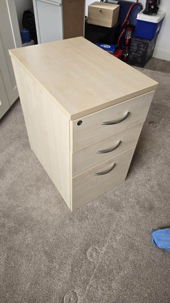Light Wood Effect 3-Drawer Filing Cabinet / Chest of Drawers