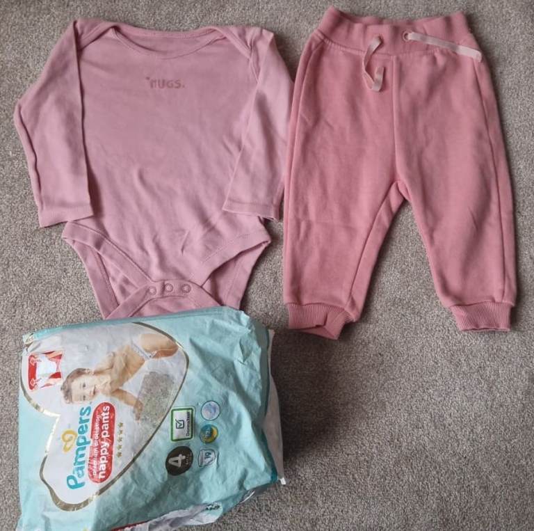 baby girl's clothes bundle babygrow joggers age 6-9 months