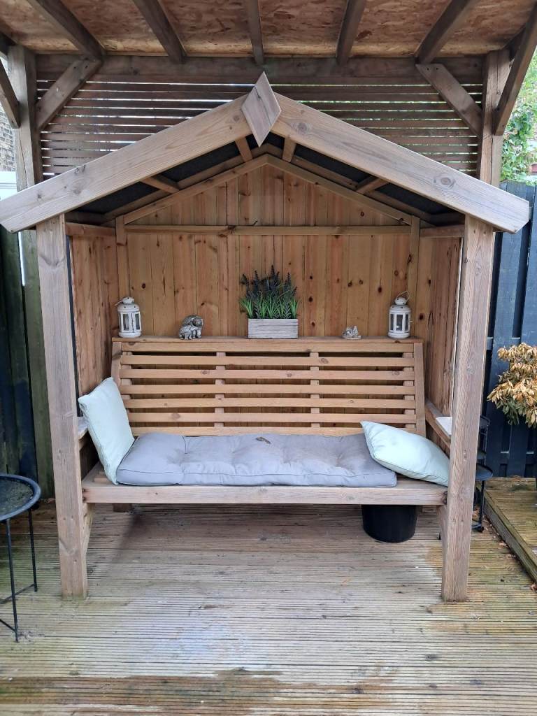 Wooden Garden Swing Seat with Canopy – Good Condition