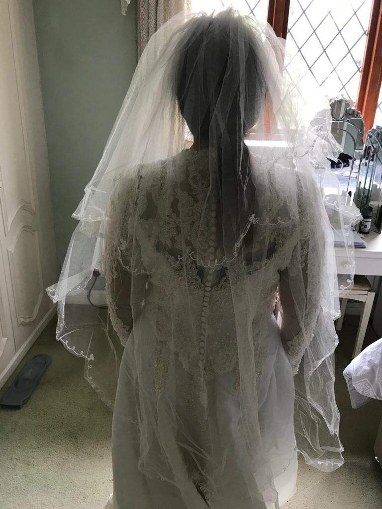 Wedding dress