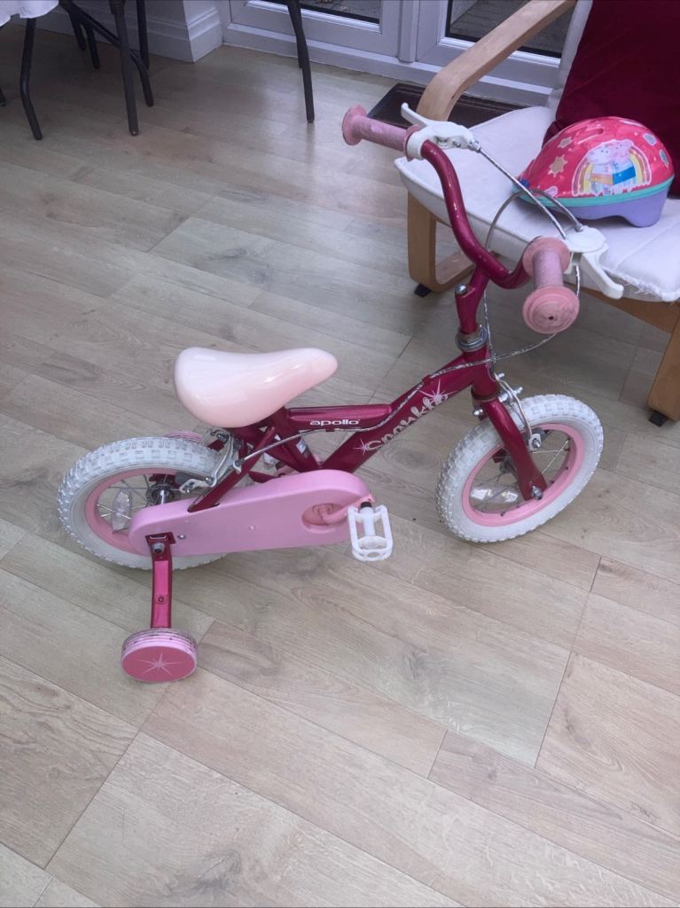 image for Apollo Sparkle kiddies bike, good condition, includes Peppa  Pig helmet