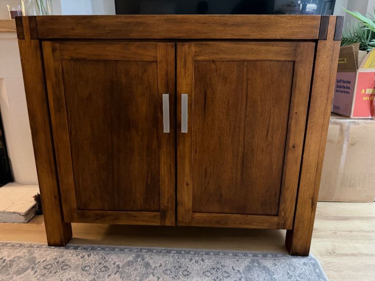 Solid Wood 2-Door Storage Cabinet / Sideboard