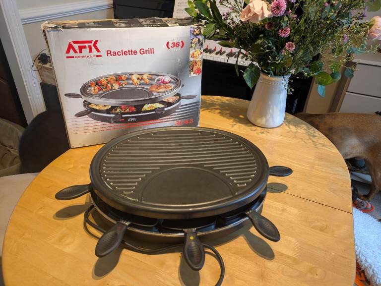 Raclette Grill Set for up to 8 people