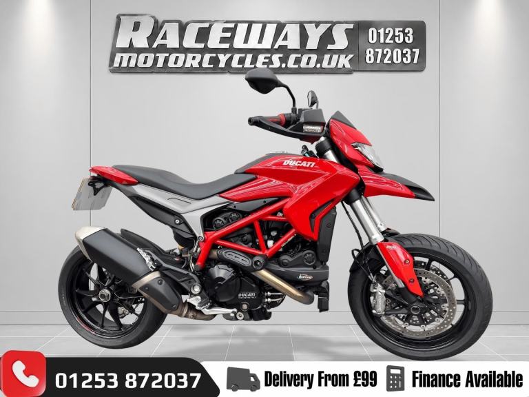 DUCATI HYPERMOTARD 939, RED, JUST 2,953 MILES, TAIL, EVOTECH RAD GUARDS