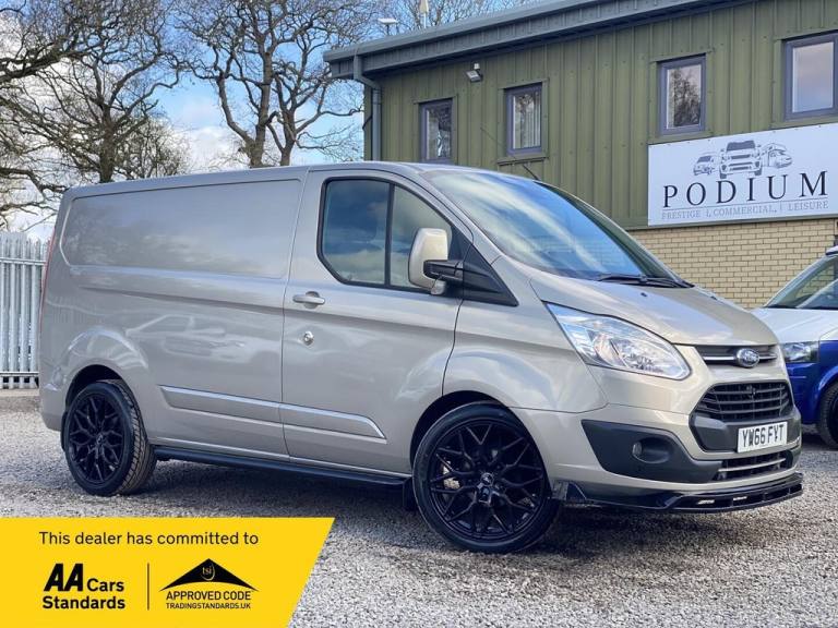 2017 Ford Transit Custom 2.0 TDCi 130ps Low Roof D/Cab Limited Van PANEL VAN DIESEL Manual