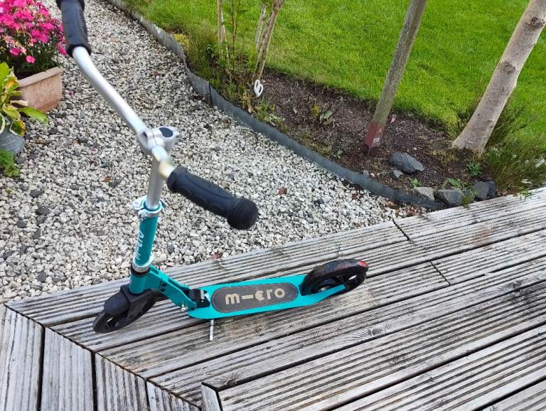 *SOLD* Micro Cruiser Kids Scooter - Aqua Blue