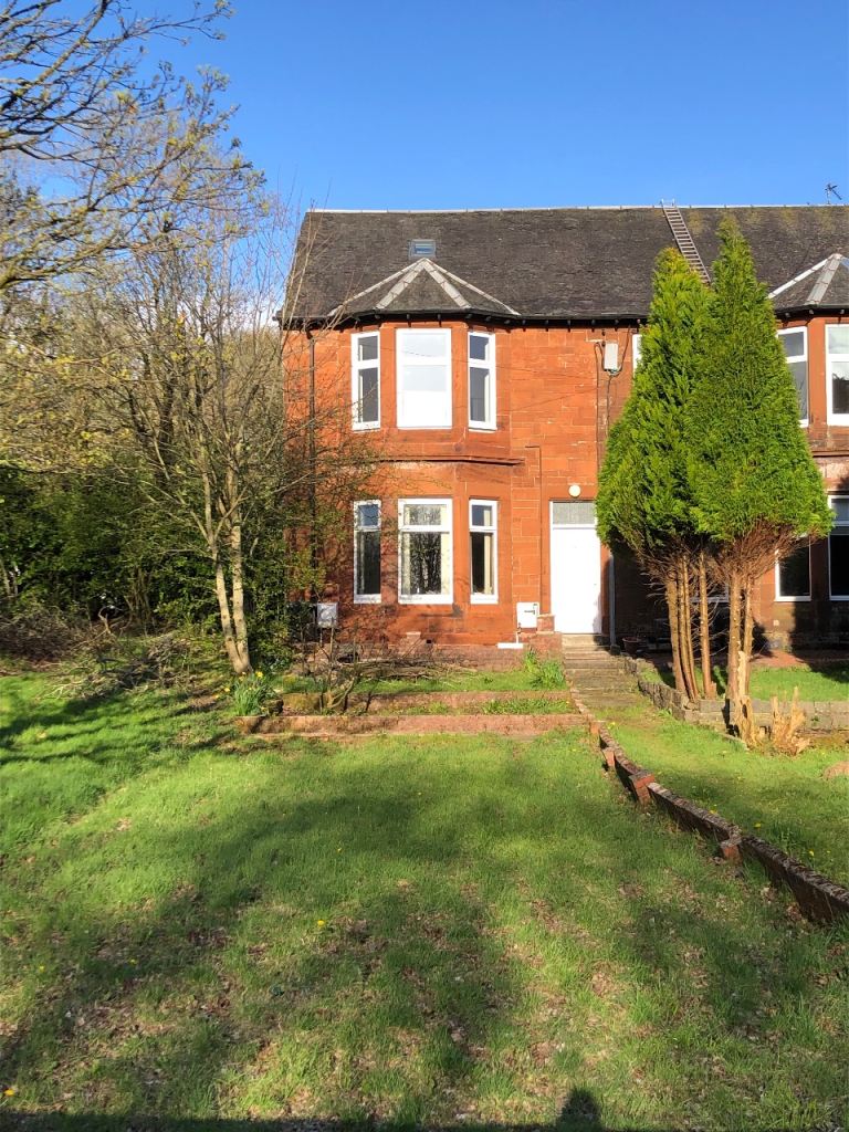 3 Bedroom Maisonette Flat To Rent In Glengarnock