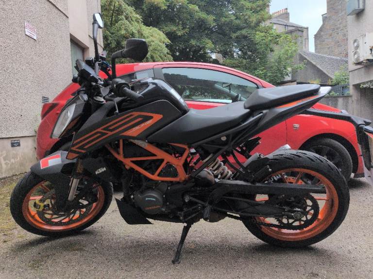 KTM, DUKE, 2022, 125 (cc)