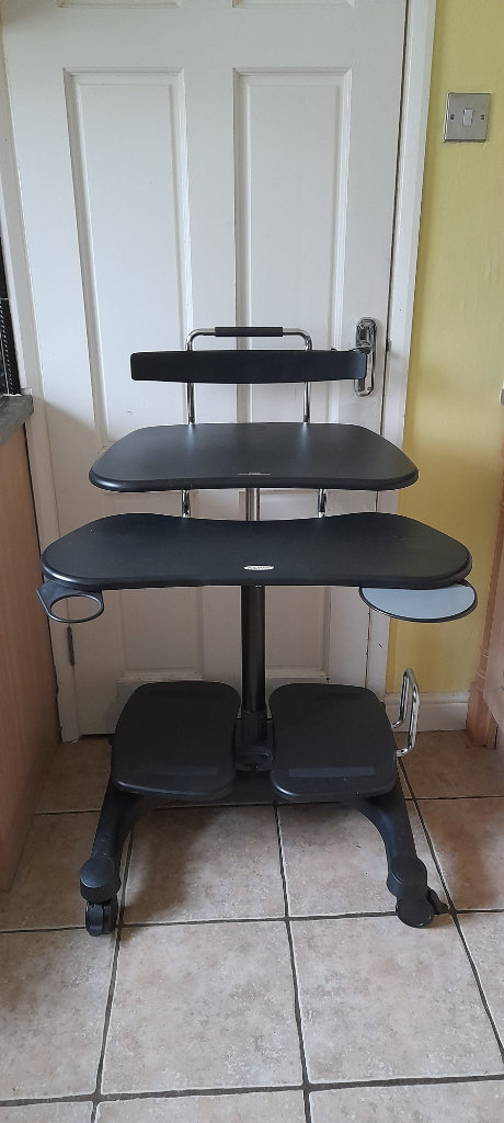 Height adjustable desk - black with pull out mouse mat and cup holder