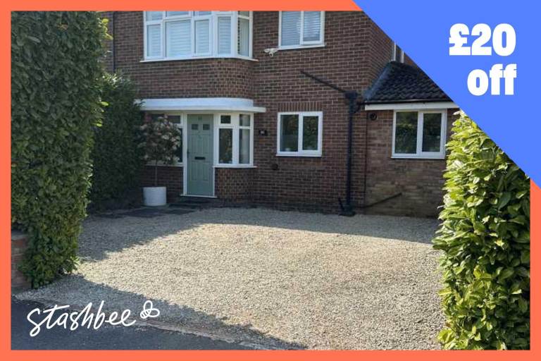 Parking Space to rent in Aylesbury (HP22) | Stashbee