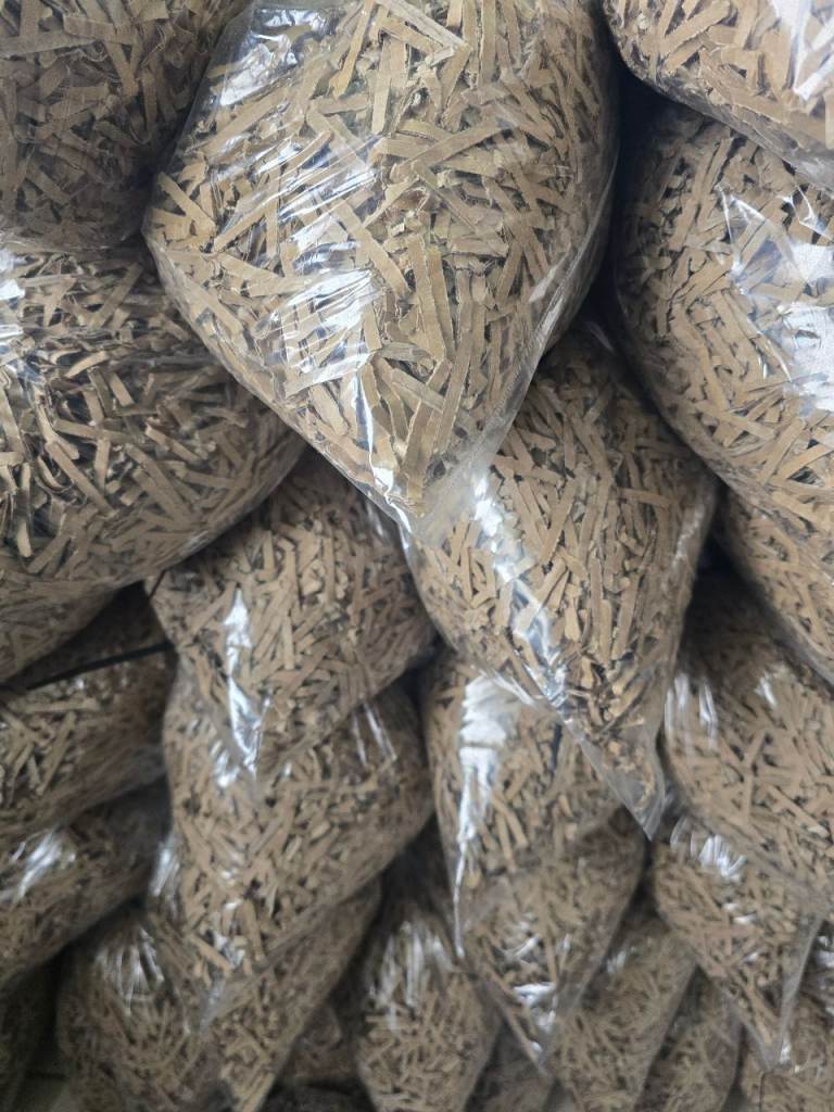 Shredded Cardboard Packaging For Small Animals Bedding (Perfect Gift Hamper filler) 500g Bags