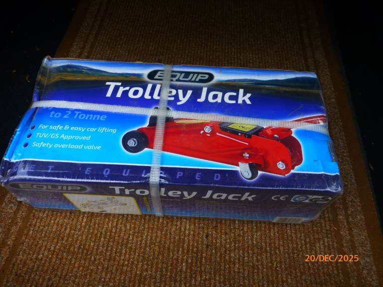 Trolley Jack 2 ton Brand new, Sealed