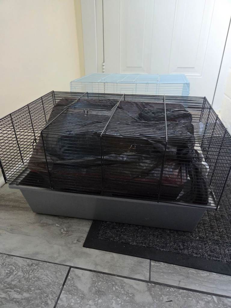 2x hamster cages 