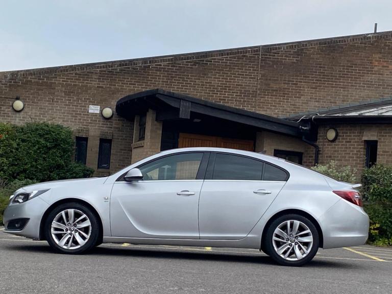 2016 Vauxhall Insignia 1.4i Turbo SRi Nav Euro 6 (s/s) 5dr HATCHBACK Petrol Manual