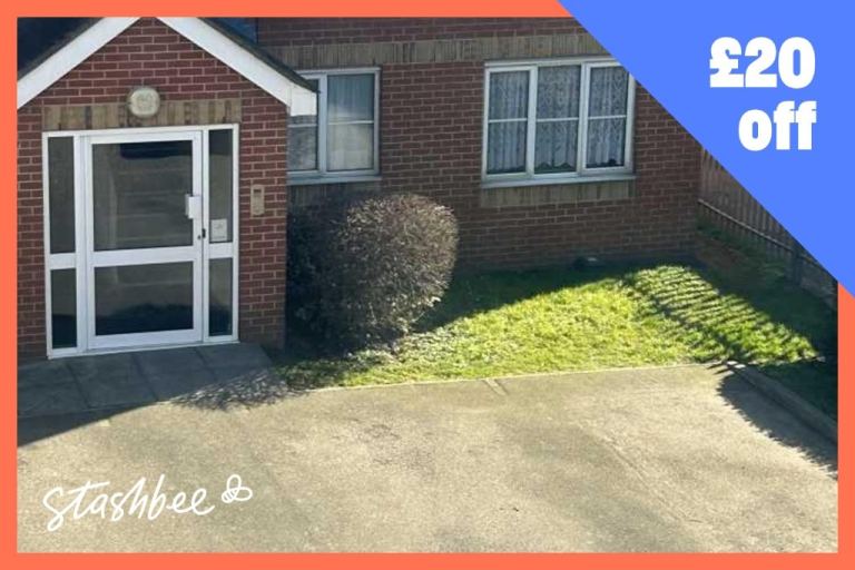 Parking Space to rent in Dagenham (RM10) | Stashbee