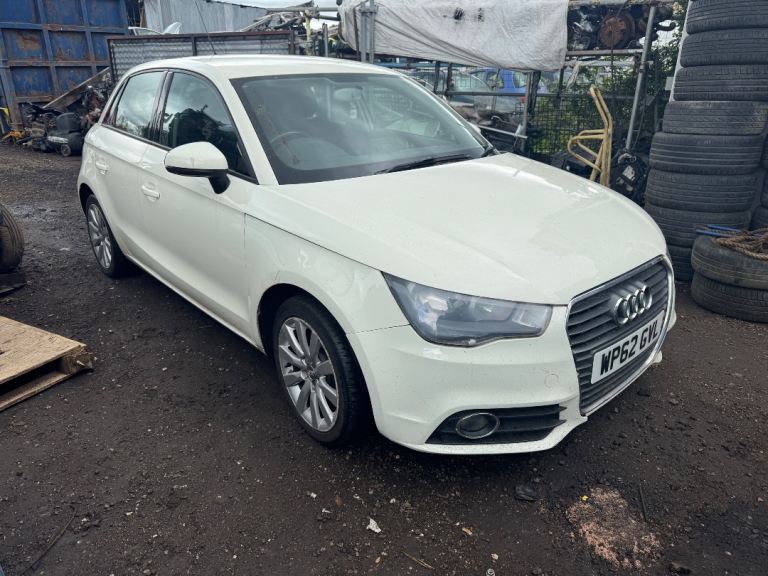 Audi a1 1.4 tfsi 2012 white BREAKING FOR PARTS 