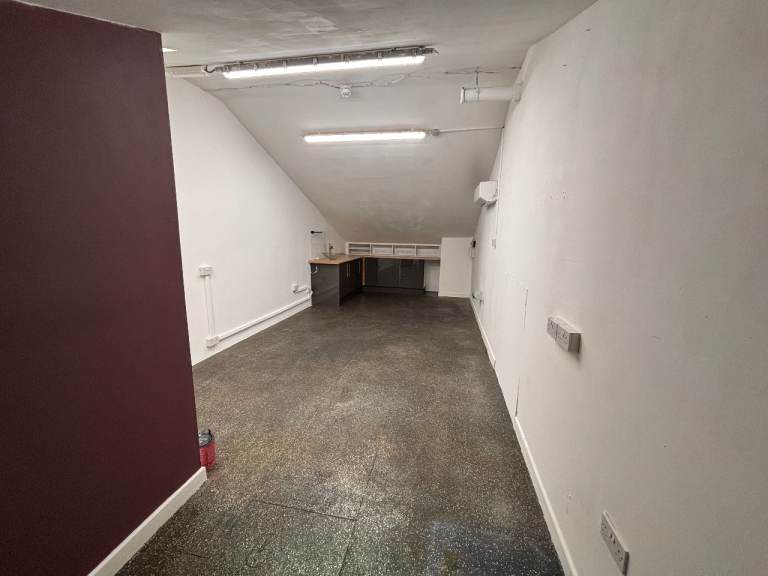 Flexible workspace near Temple Meads, Bristol, 320sq ft, All bills included*, £690pcm